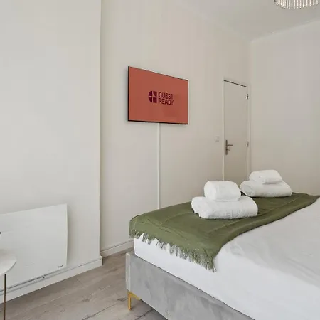 Guestready - An Elegant In The Centre 아파트 포르투